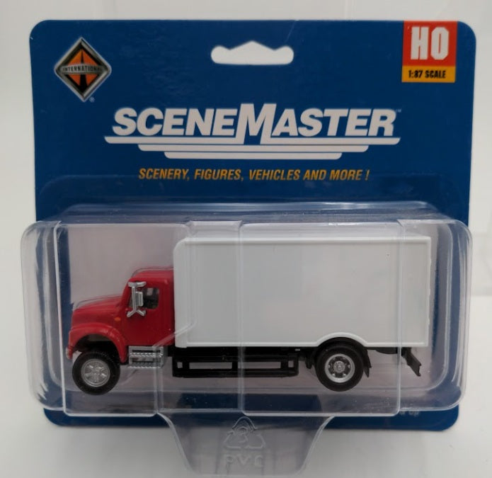 Walthers 949-11291 HO Red Assembled International 4900 Single-Axle Box Van