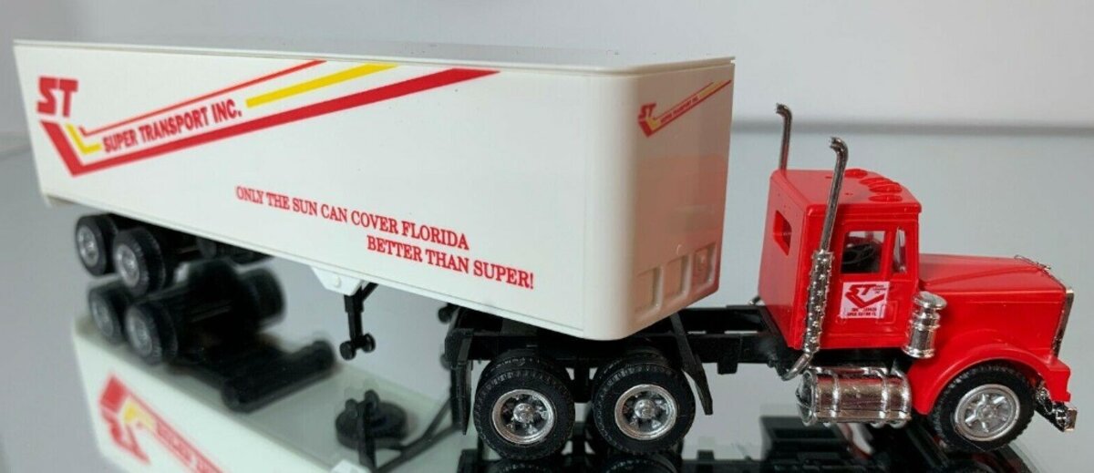 Herpa 6065 HO By Promotex Super Transport Inc. Kenworth 40' Van Trailer