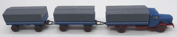 Wiking 478 HO Scale Bussing 8000 Pritschen Lastzug Truck with 2 Trailers