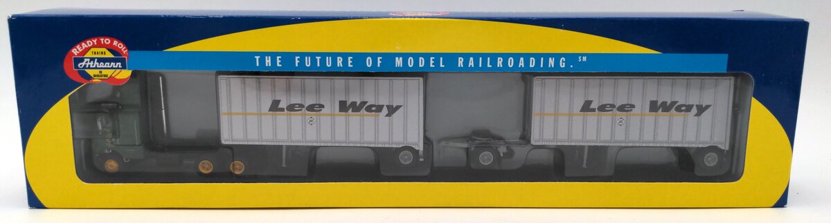 Athearn 91140 HO Scale Lee Way Freightliner w/Trailers Two 28'' Trailers