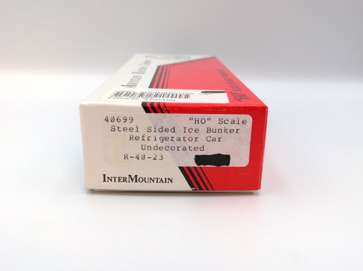 InterMountain 40699 HO Steel Sided Ice Bunker Refrigerator Car Kit