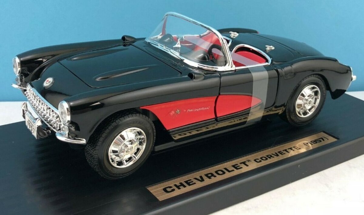 Yat Ming 92018 1:18 Black & Red 1957 Chevrolet Corvette Diecast Collection