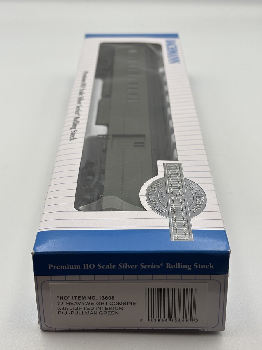 Bachmann 13608 HO Unlettered Pullman Green 72' Heavyweight Combine Car