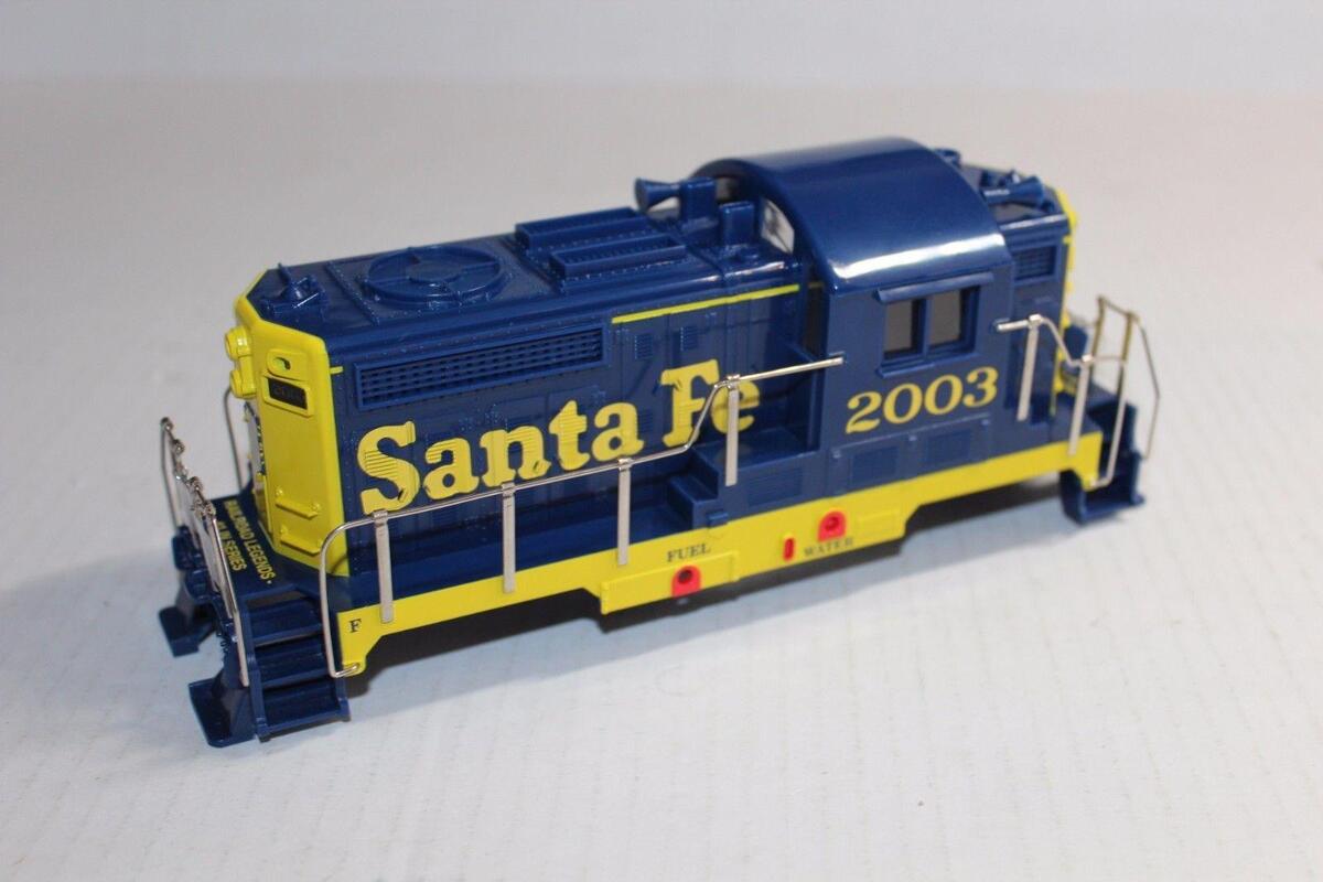 TMT 2003 O Santa Fe Railroad Legends #1 Engine Shell