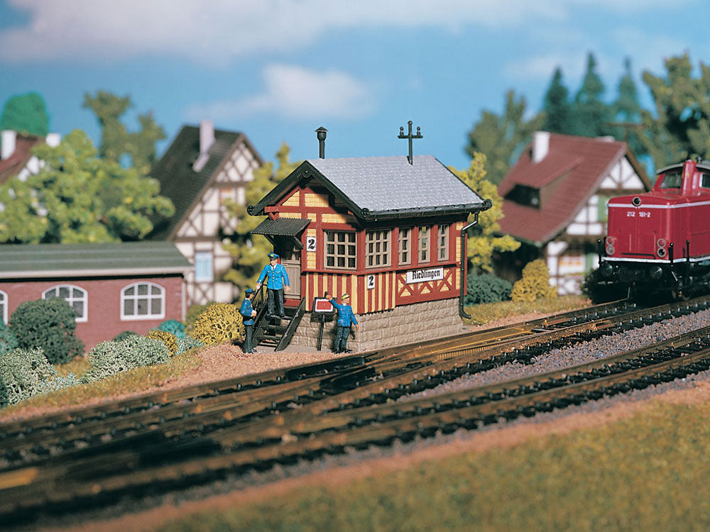 Vollmer 45730 HO Crossing Shed Building Kit