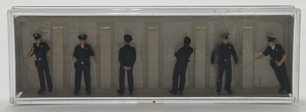 Preiser 1010059 HO US City Police #2 Figures (Set of 6)