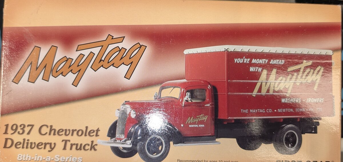 即日発送〇m me eme Gather check camione piece First Gear 19-2734 1:34 Die Cast Maytag 1937 Chevrolet Delivery