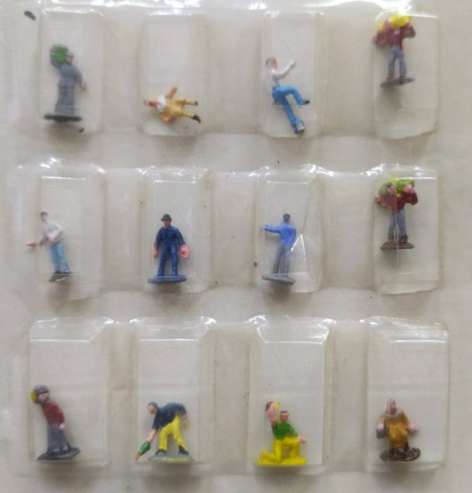 Bachmann 52-7002 N Scale Painted Townspeople Figures Set # 2 (Pack of 12)