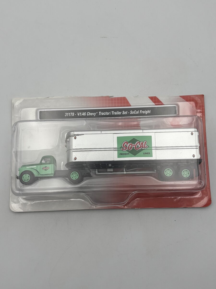 Classic Metal Works 31178 HO Mini Metals So-Cal '41-'46 Chevy Tractor/Trailer