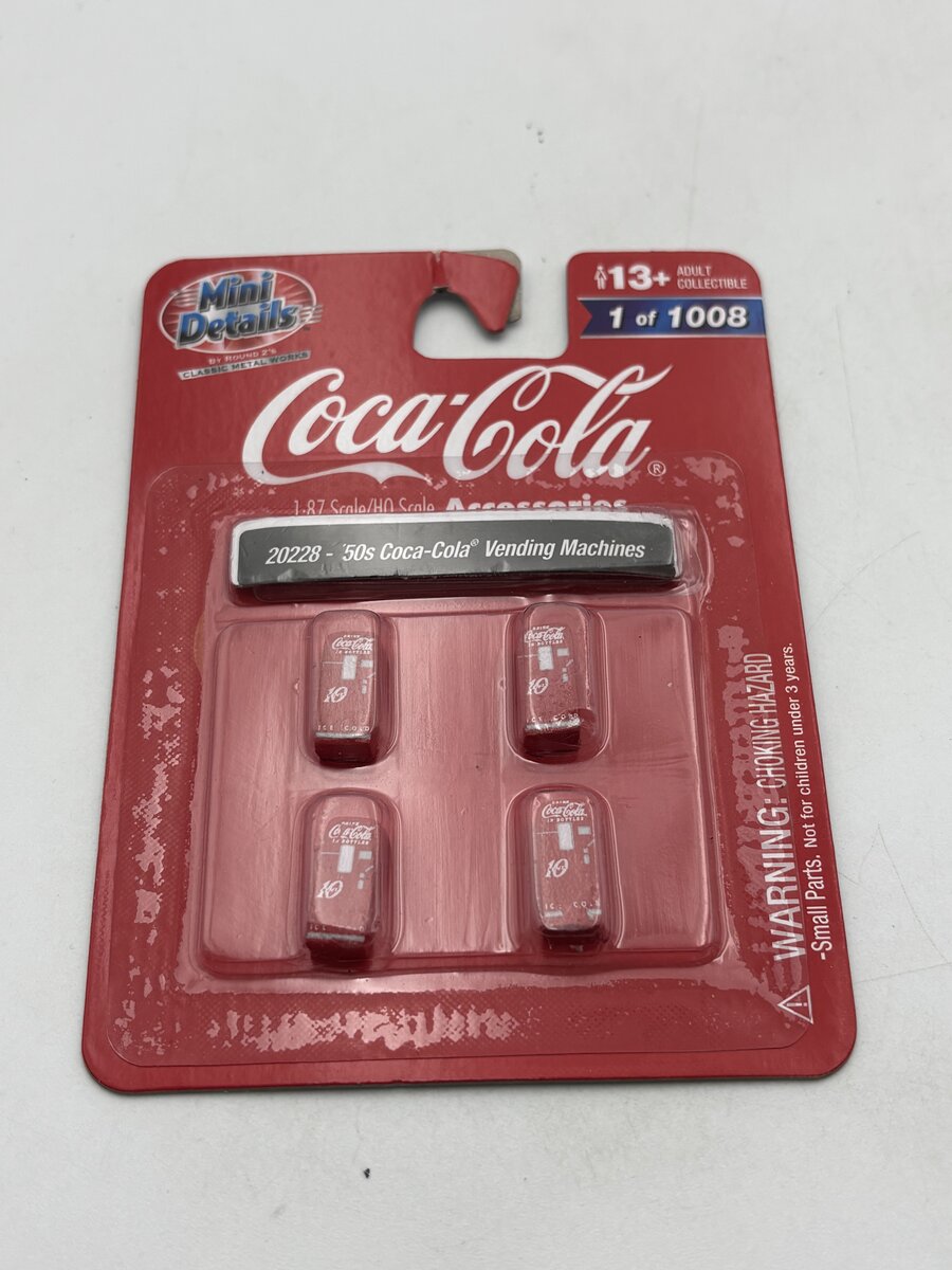 Classic Metal Works 20228 HO Mini Details 1950's Era Coca-Cola Vending Machines