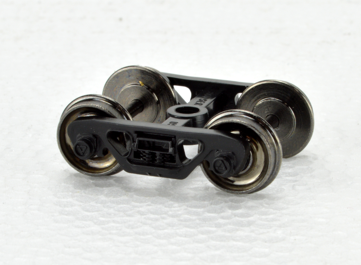 Bowser 40197 HO 70 T Roller Bearing Trucks with 33" Metal Wheels (Pair)