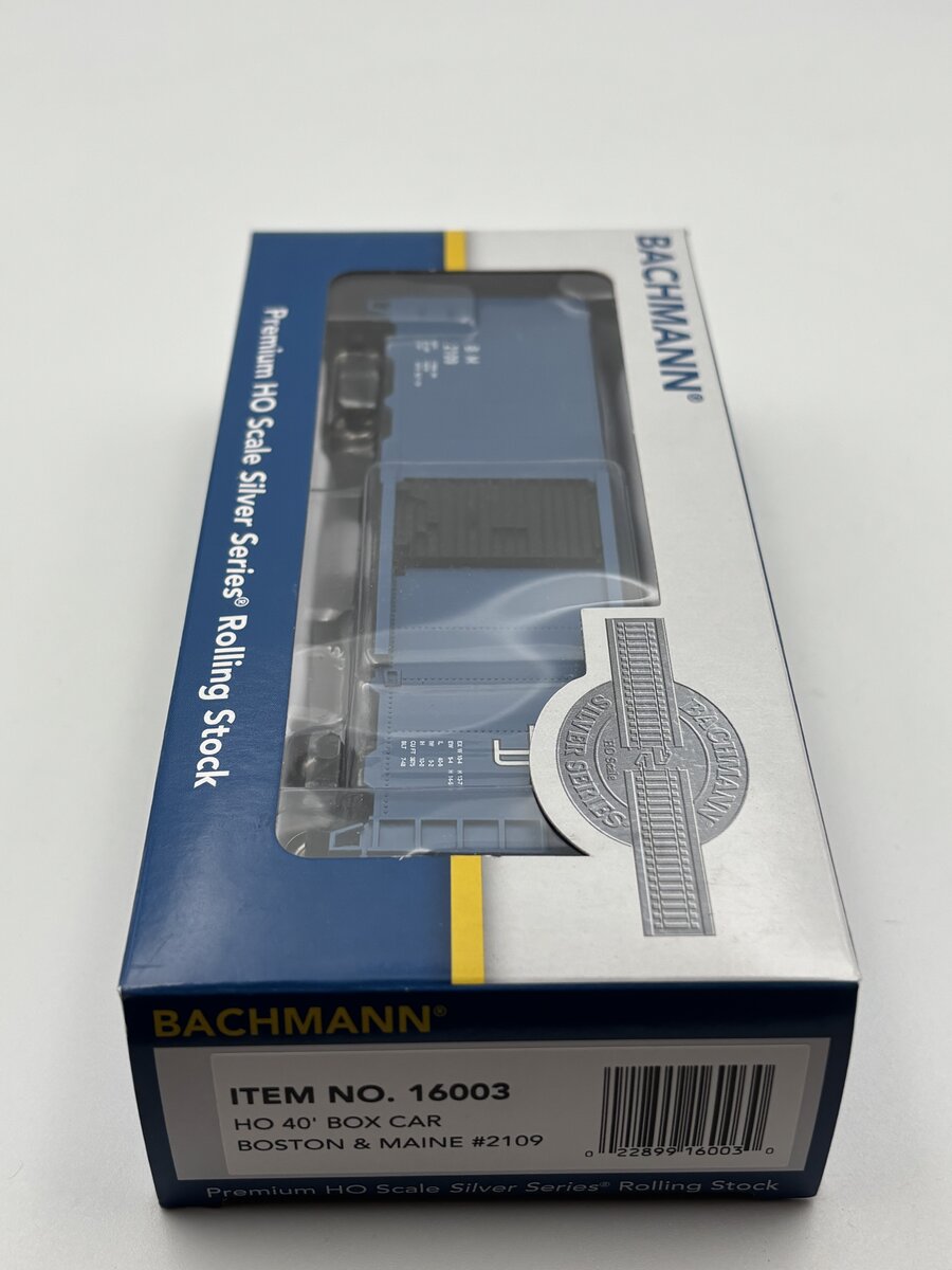 Bachmann 16003 HO Boston and Maine 40' Box Car #2109