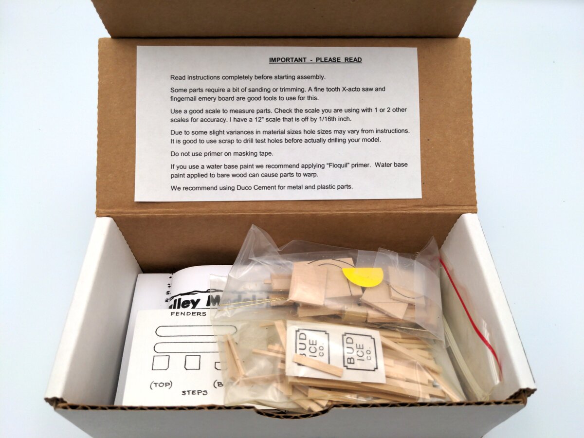 Lehigh Valley Models LVM 8-I S Scale Mack Ice Truck Kit