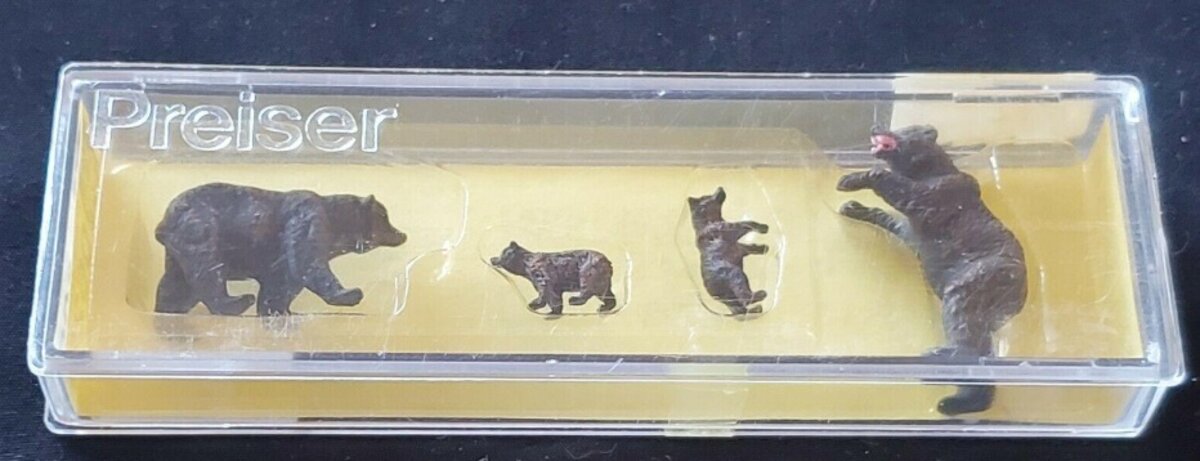 Preiser 0629 HO Animals - Brown Bear Figures (Set of 4)