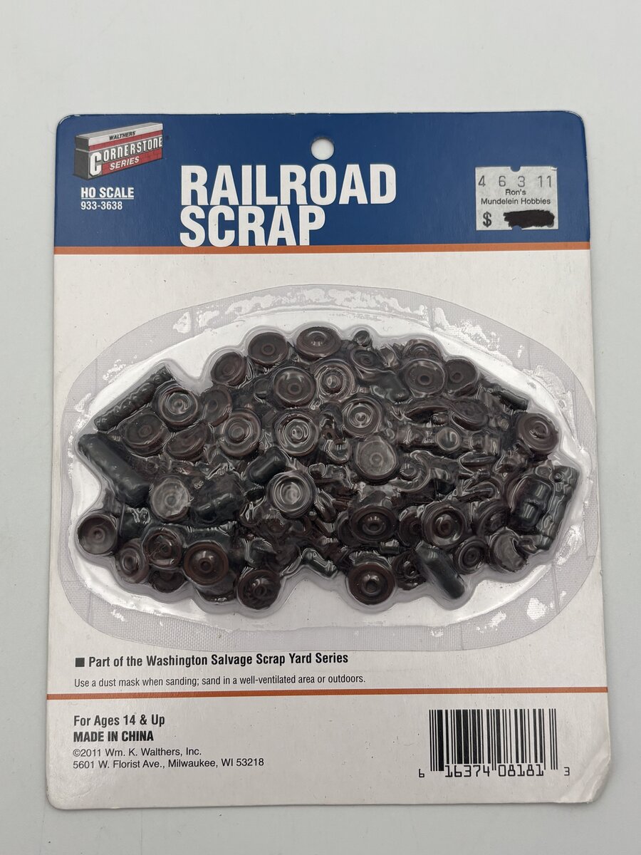 Walthers 933-3638 HO Cornerstone Series Railroad Scrap Built Up