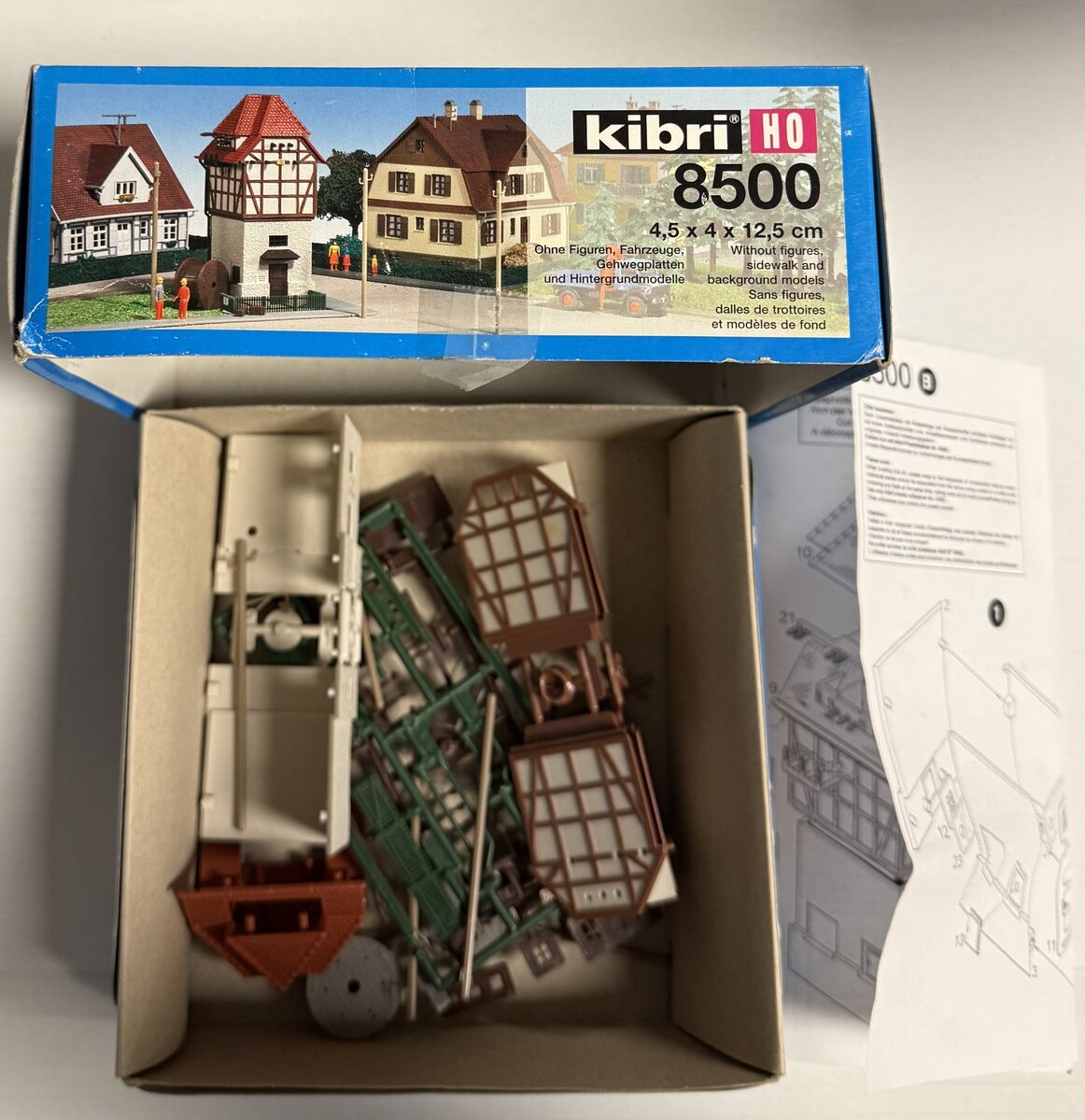 Kibri 8500 HO Scale German Town Electricity Tower Building Kit