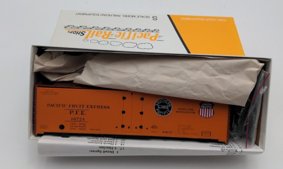 Pacific Rail 2303.2 S Scale Pacific Fruit Express Reefer Car # 46724 Kit