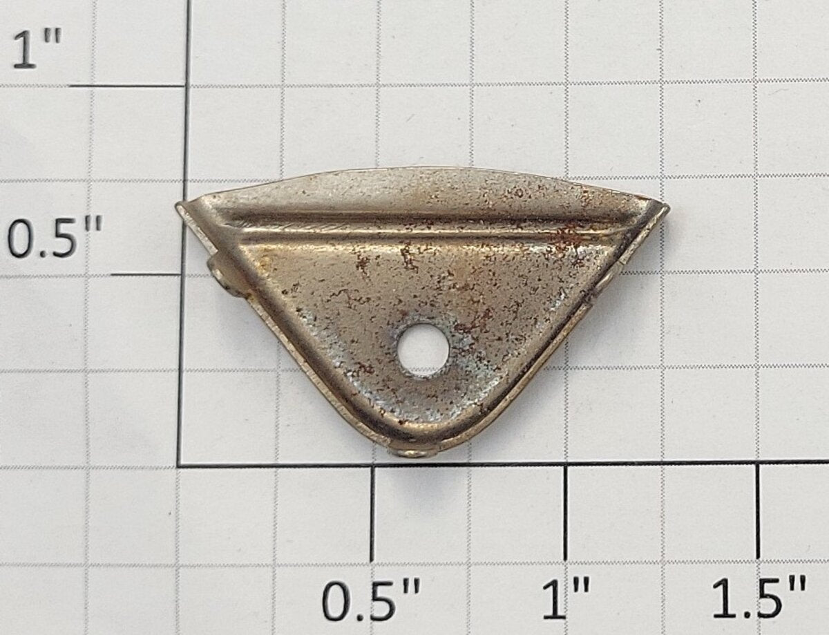 Lionel 418-46 O Gauge Triangle Coupler Receptacle