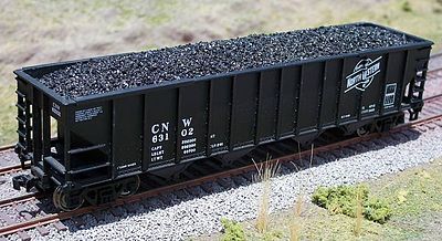 F+N Models 81702 HO Walthers 100-Ton Quad Hopper Coal Load (Pack of 2)