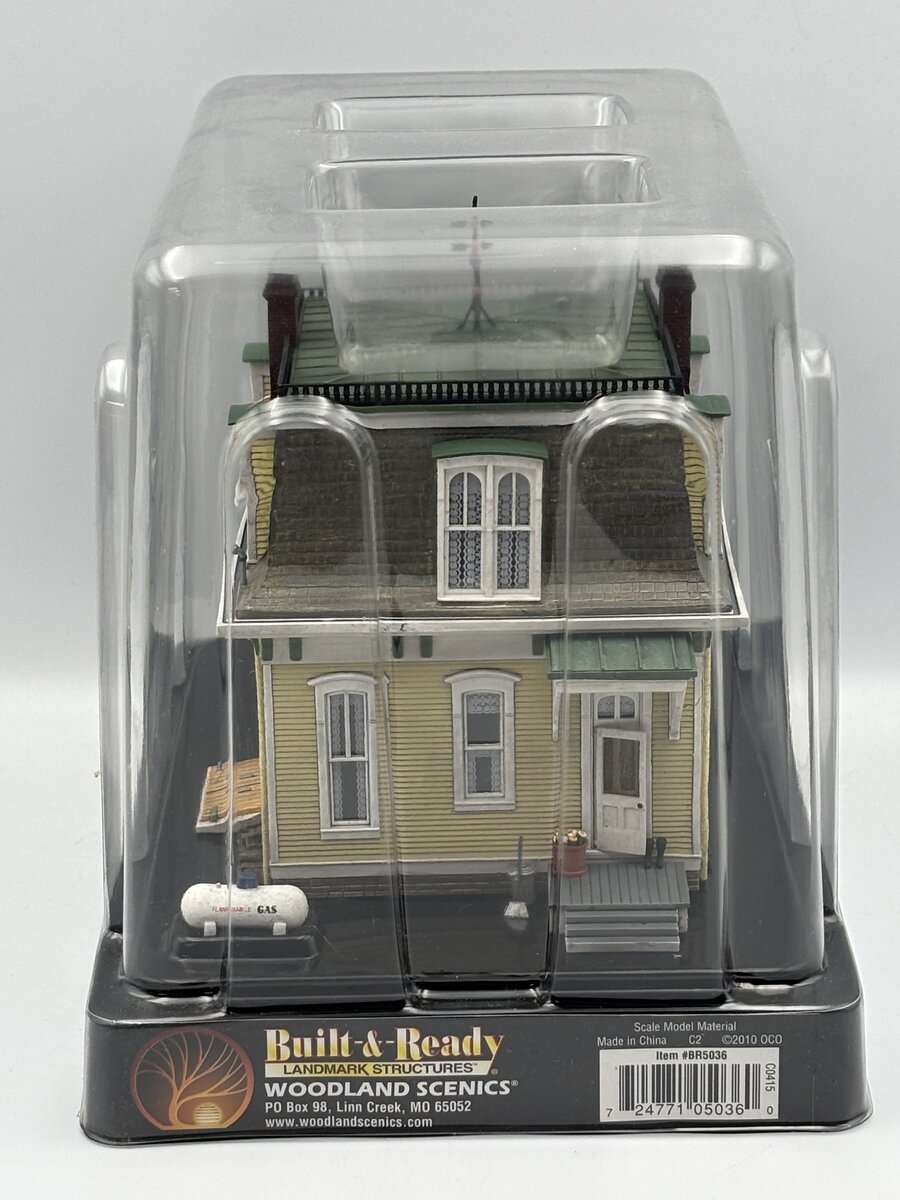 Woodland Scenics BR5036 HO Built-Up Home Sweet Home Building