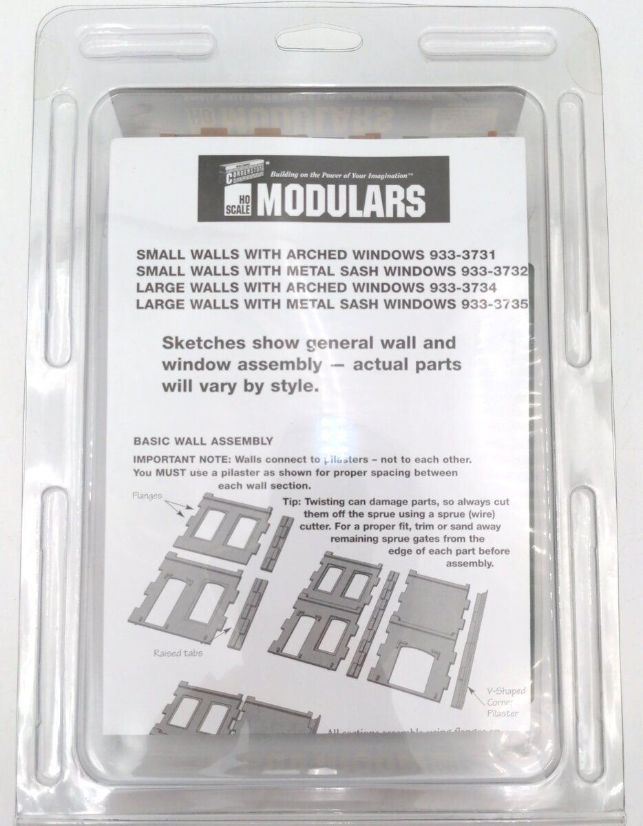 Walthers 933-3731 HO Cornerstone Modulars Small Walls w/Single Large Window
