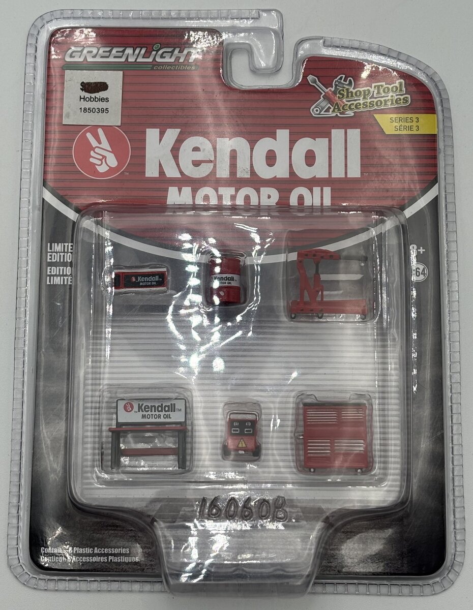 Greenlight Collectibles 16060-B 1:64 Kendall Motor Oil Shop Tool Accessories