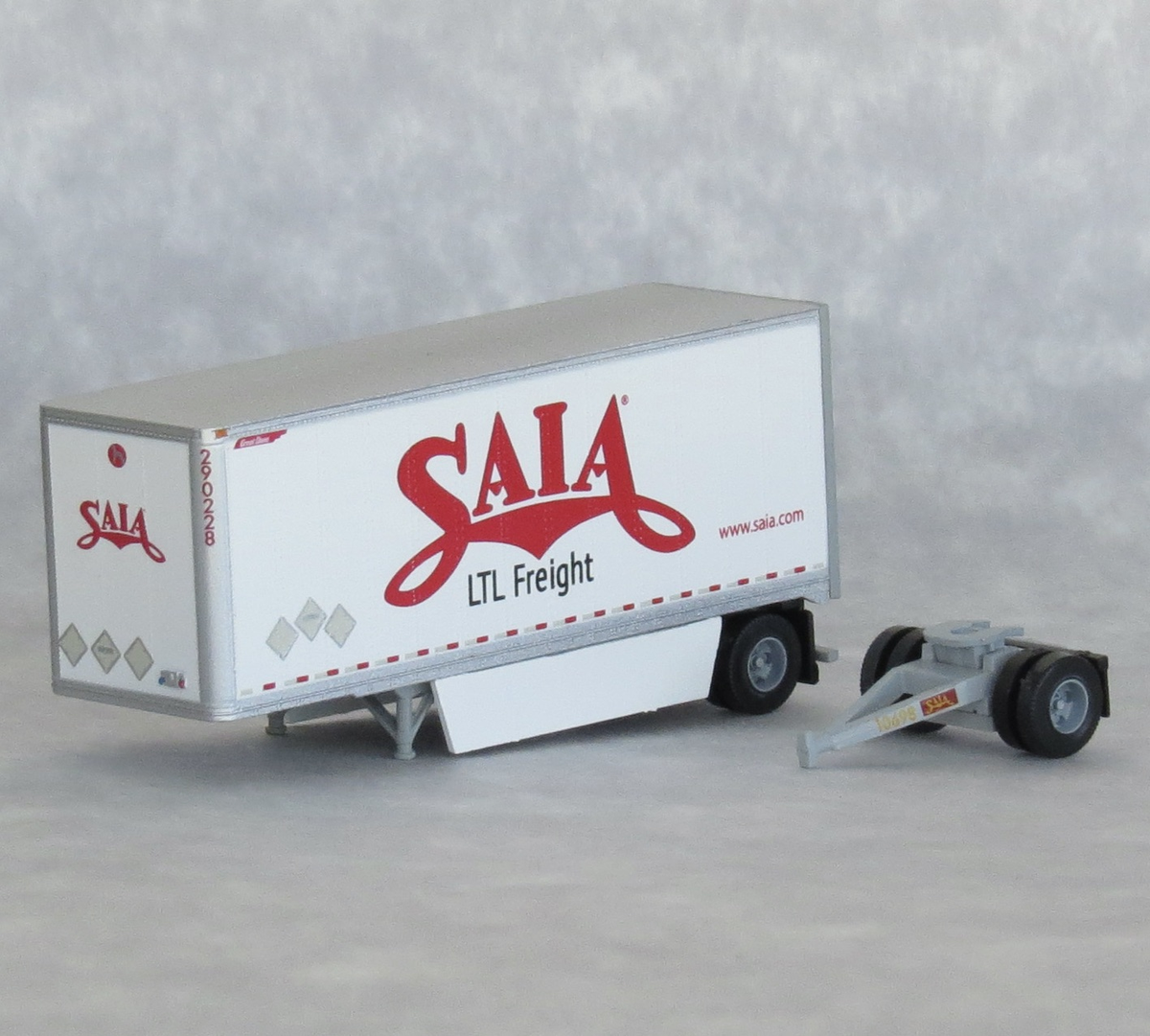 Trainworx Inc. 42892-05 N SAIA LTL Freight 28' Pup Trailer #290228