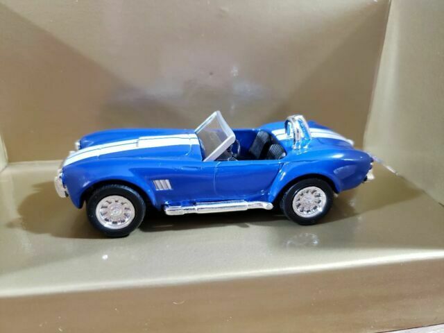 Ertl 2851 1:43 Scale Blue W/White Stripes '65 Cobra 427 Coupe Diecast Replica