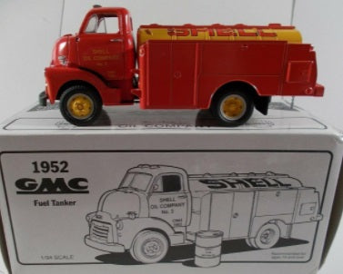First Gear 28-0105 1:34 Shell 1952 GMC Fuel Tanker LN/Box
