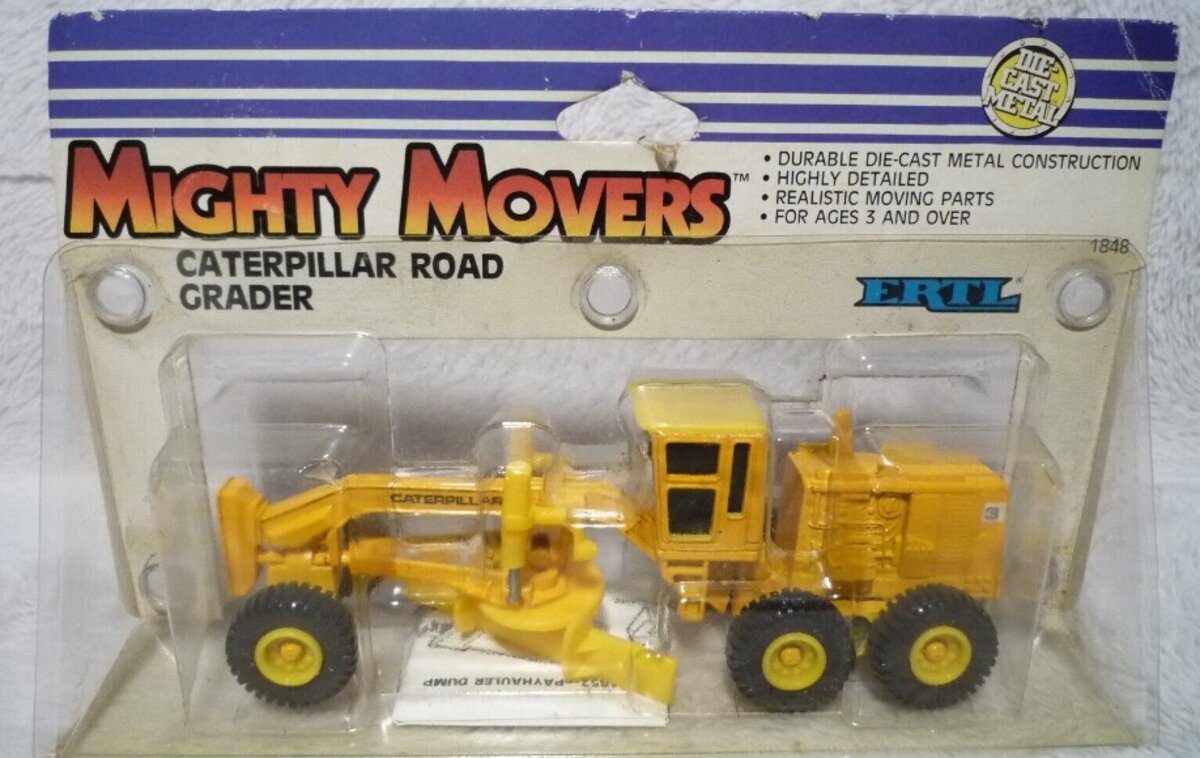 Ertl 1848 1:64 Caterpillar 12G Motor Grader Moving Parts – Trainz