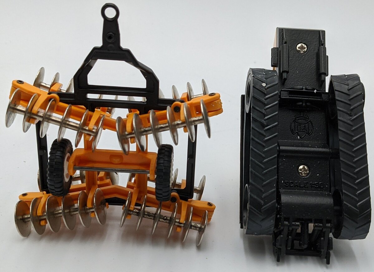 Joal 253 1:50 Scale CAT Challenger 65 Tractor w/Disc Harrow