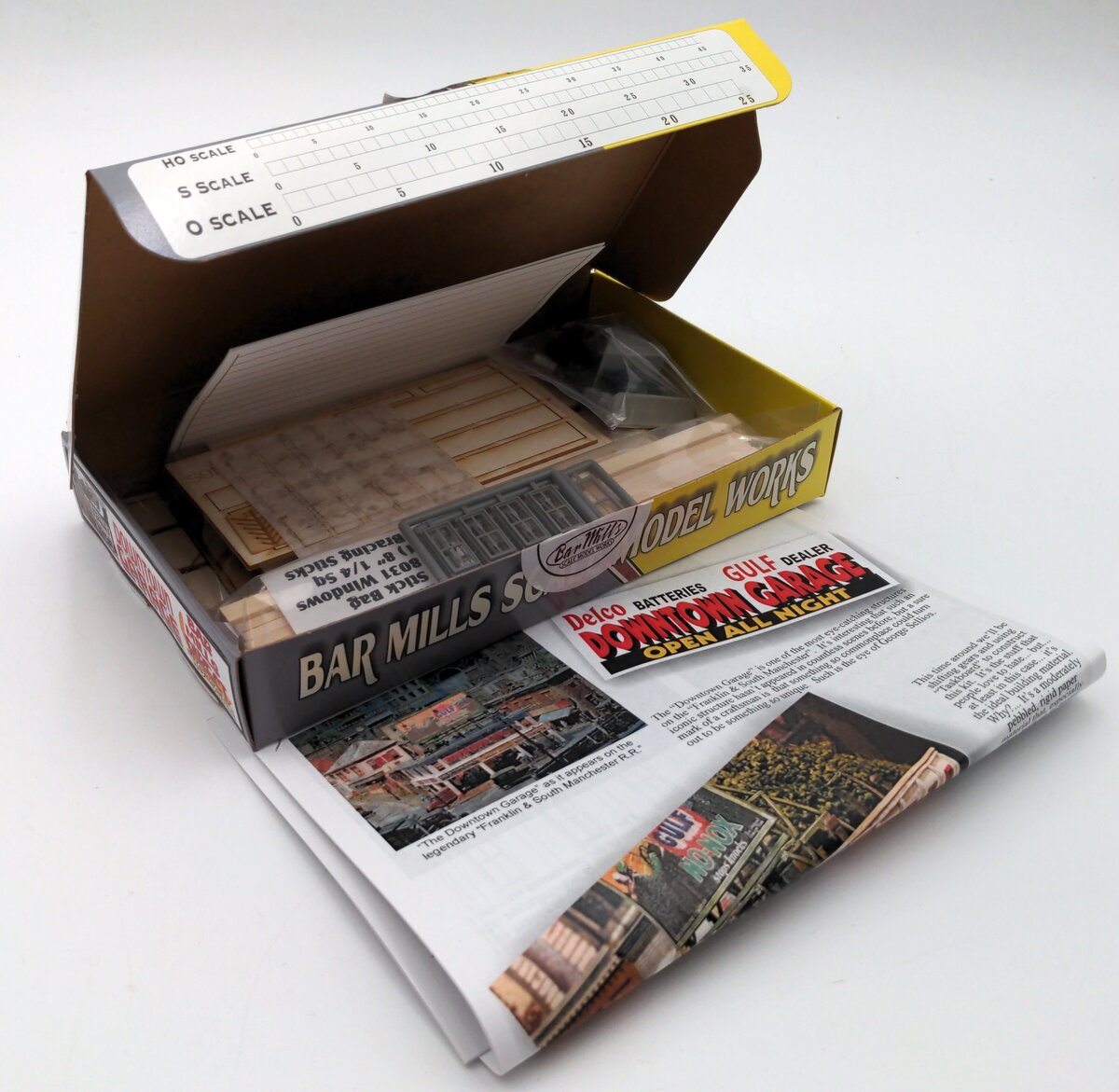 Bar Mills 0322 HO Downtown Garage Building Kit