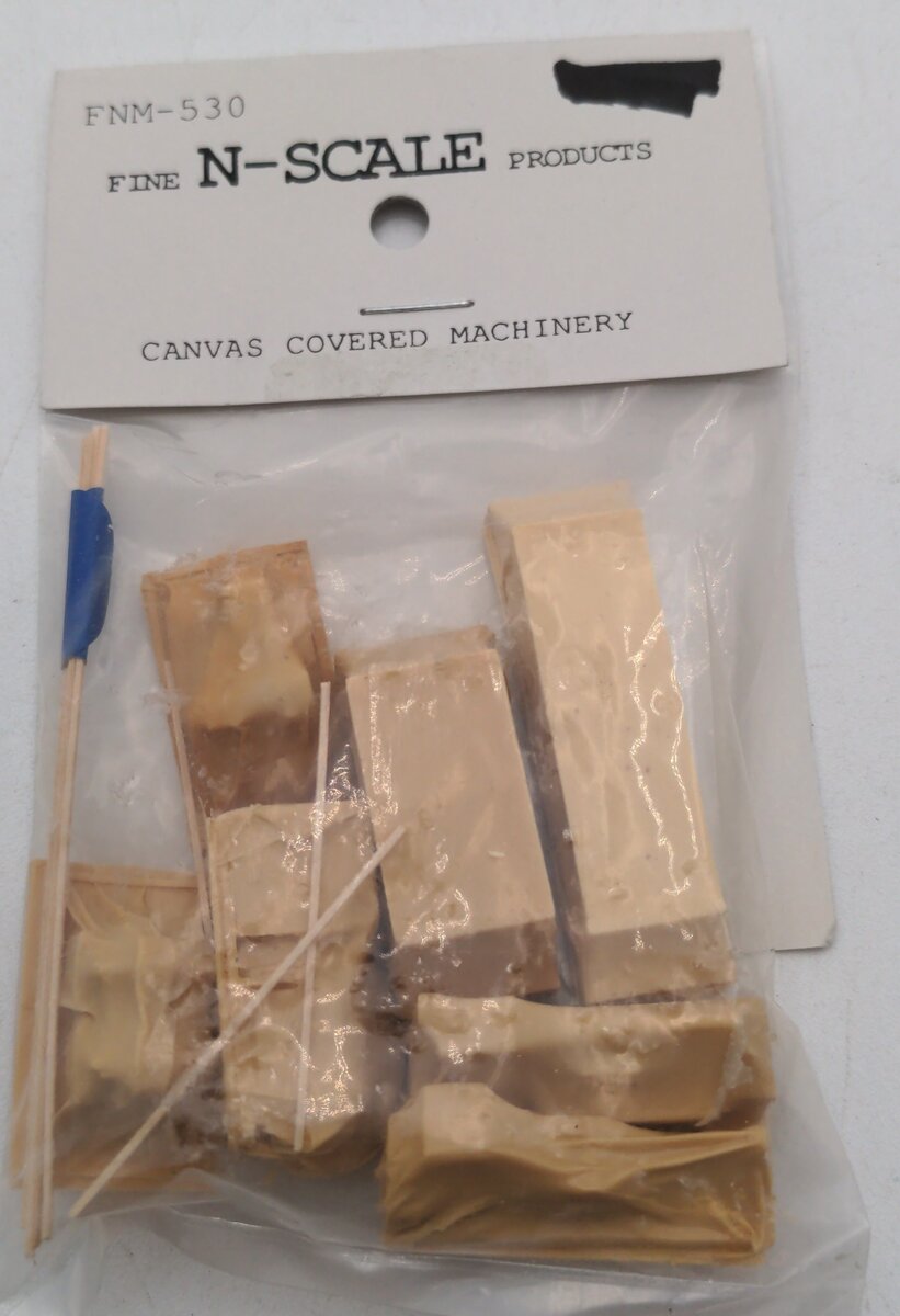 Fine N Scale Products FNM 530 HO Canvas Covered Machinery