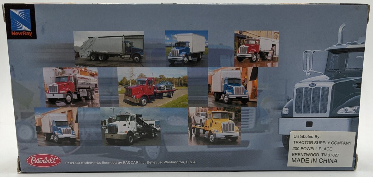 New Ray 15723 1:43 Green/White Peterbuilt Garbage Truck