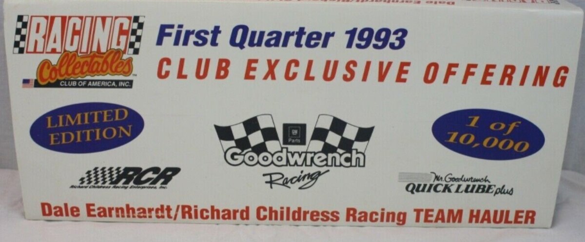 Racing 1:64 Dale Earnhardt/Richard Childress Racing Team Hauler Truck