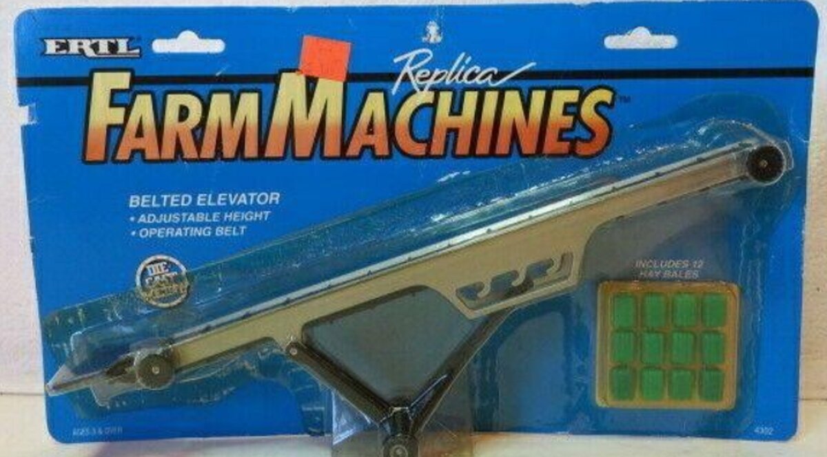 Ertl 4302 1:64 Farm Country Machines Belted Elevator Includes 12 Hay Bales