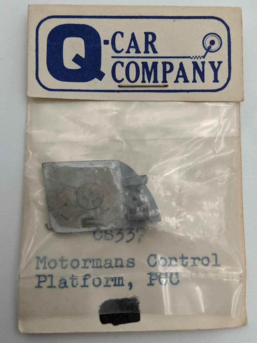 Q-Car CS337 O PCC Motormans Control Metal Platform
