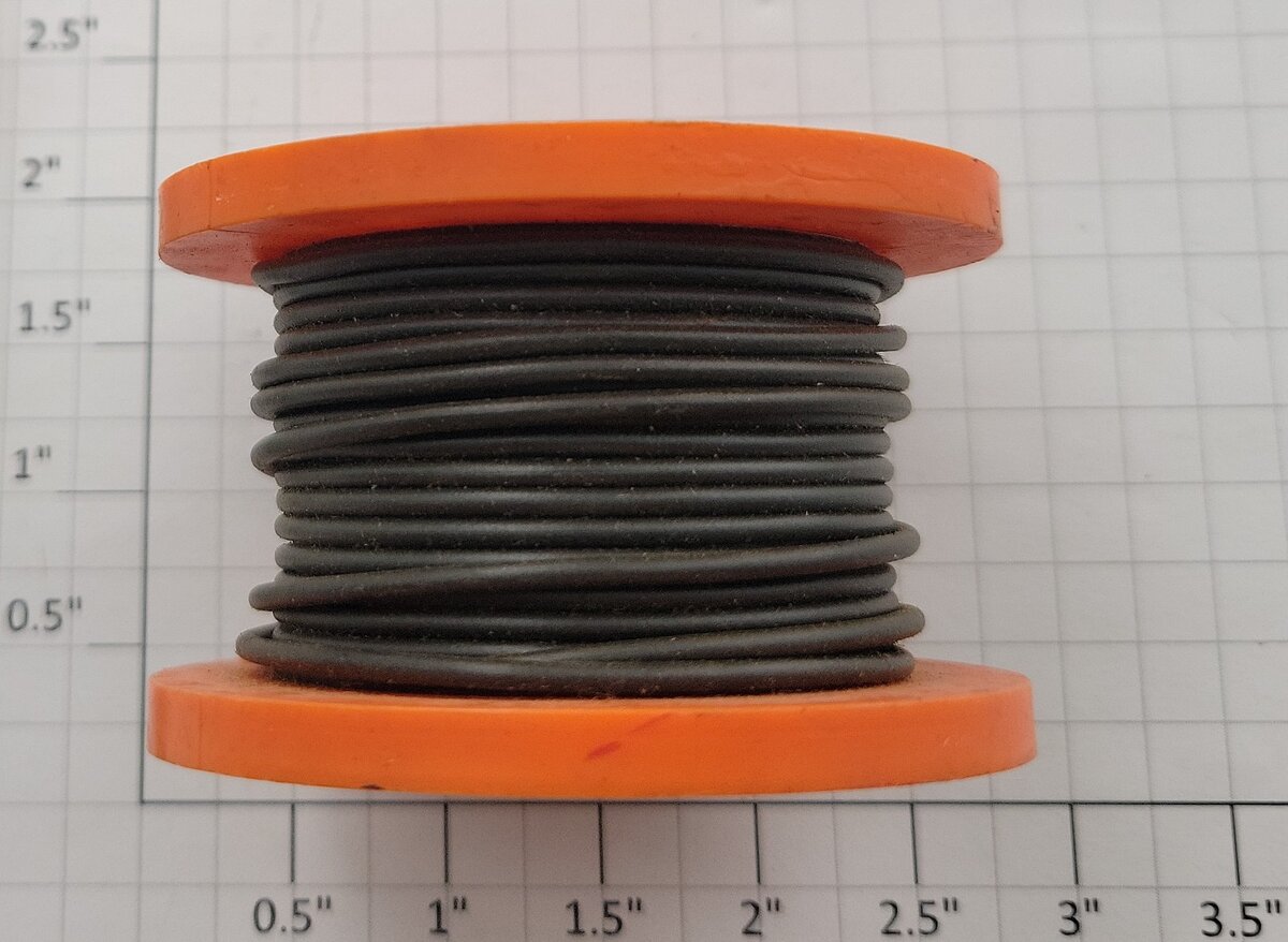 Lionel 6561-9O Gauge Orange Cable Reel with Black Wire