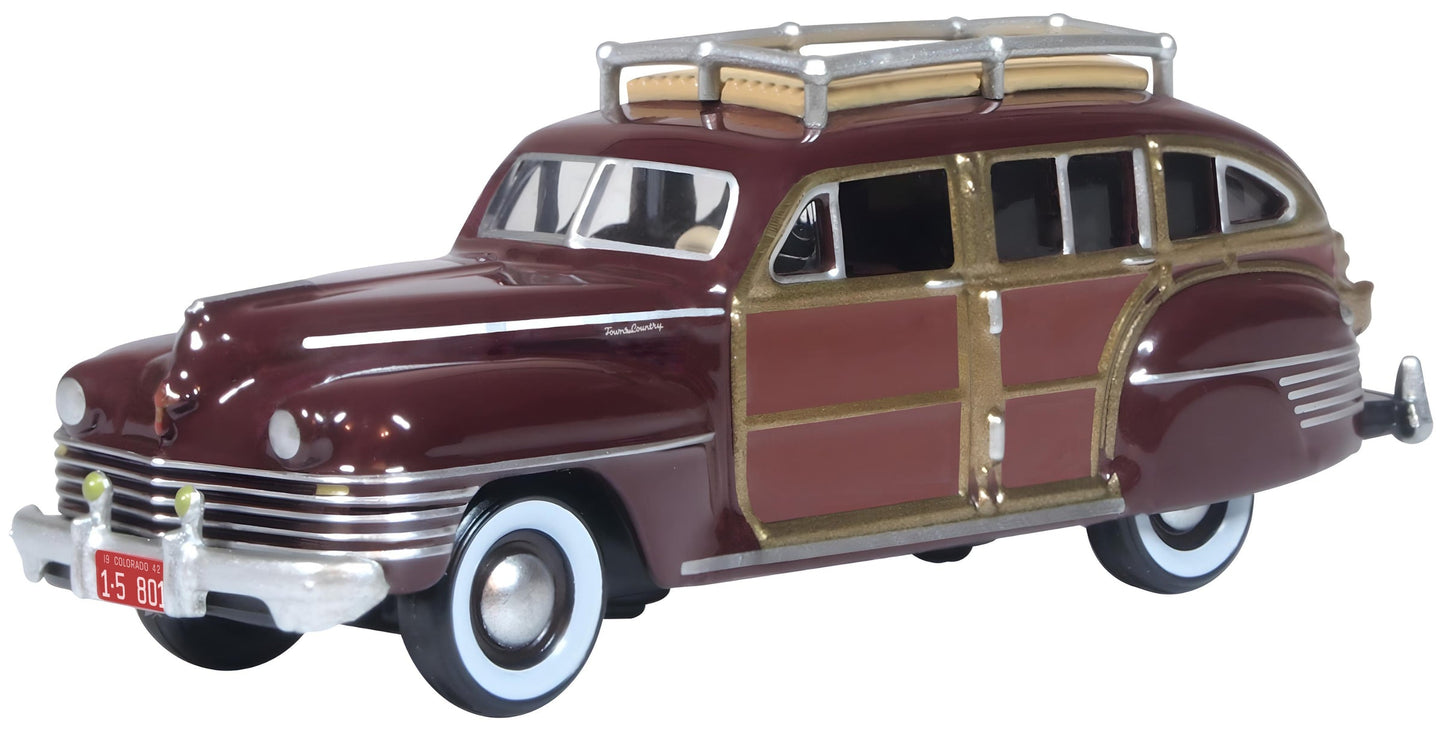 Oxford Diecast 87CB42001 HO Regal Maroon 1942 Chrysler T & C Woody Wagon