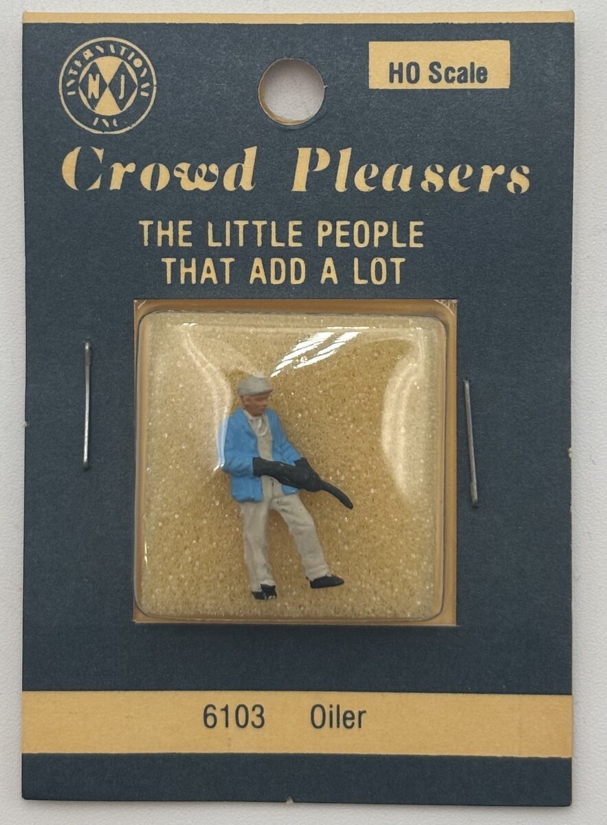 NJ International 6103 HO Crowd Pleasers Oiler Figure