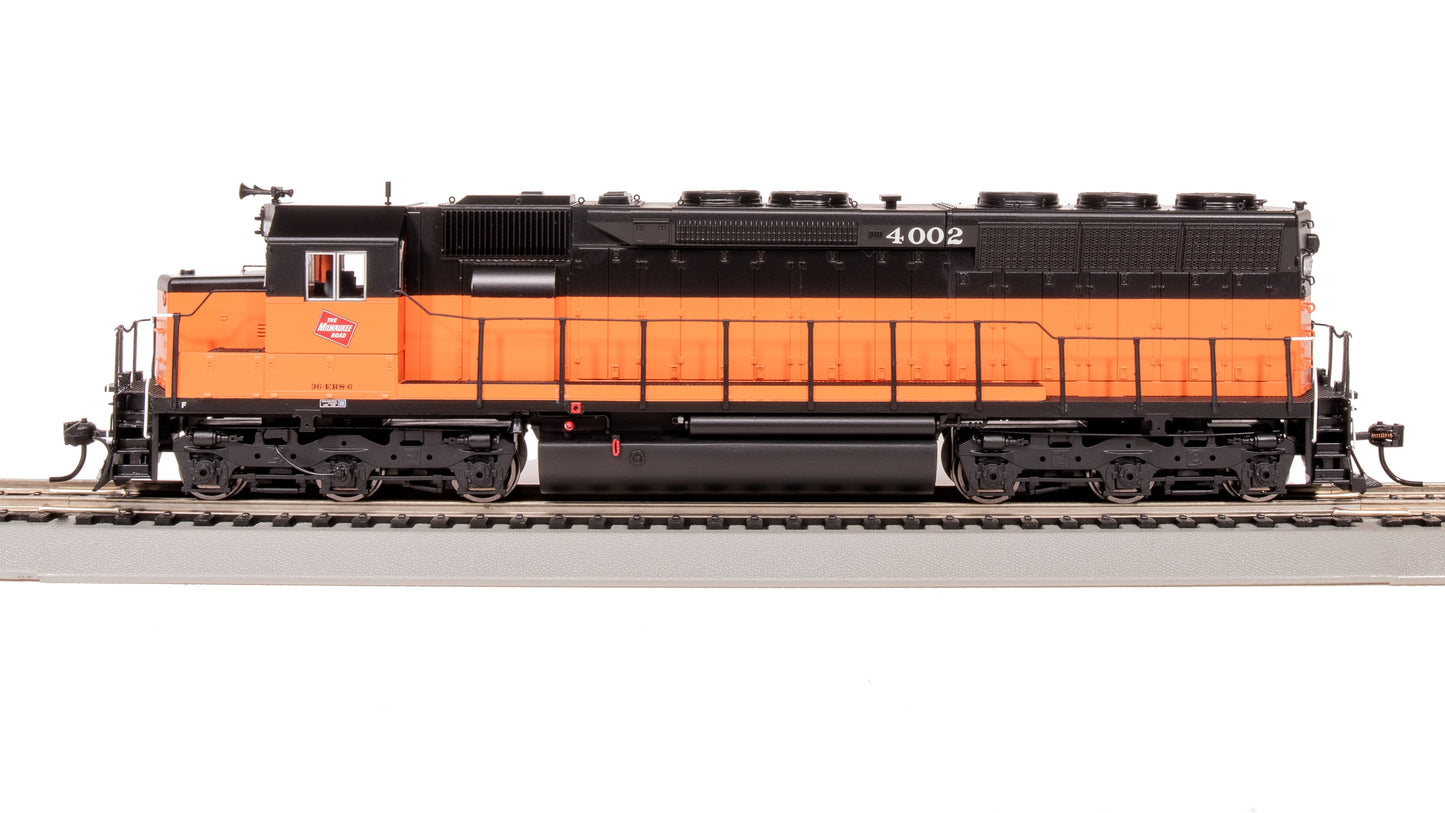 Broadway Limited 7938 HO MILW EMD SD45 Diesel Locomotive P4 Sound/DC/DCC #4002