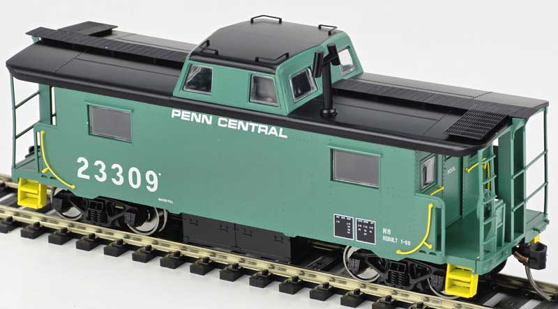 Bowser 43409 HO Penn Central N-8 Caboose #23318