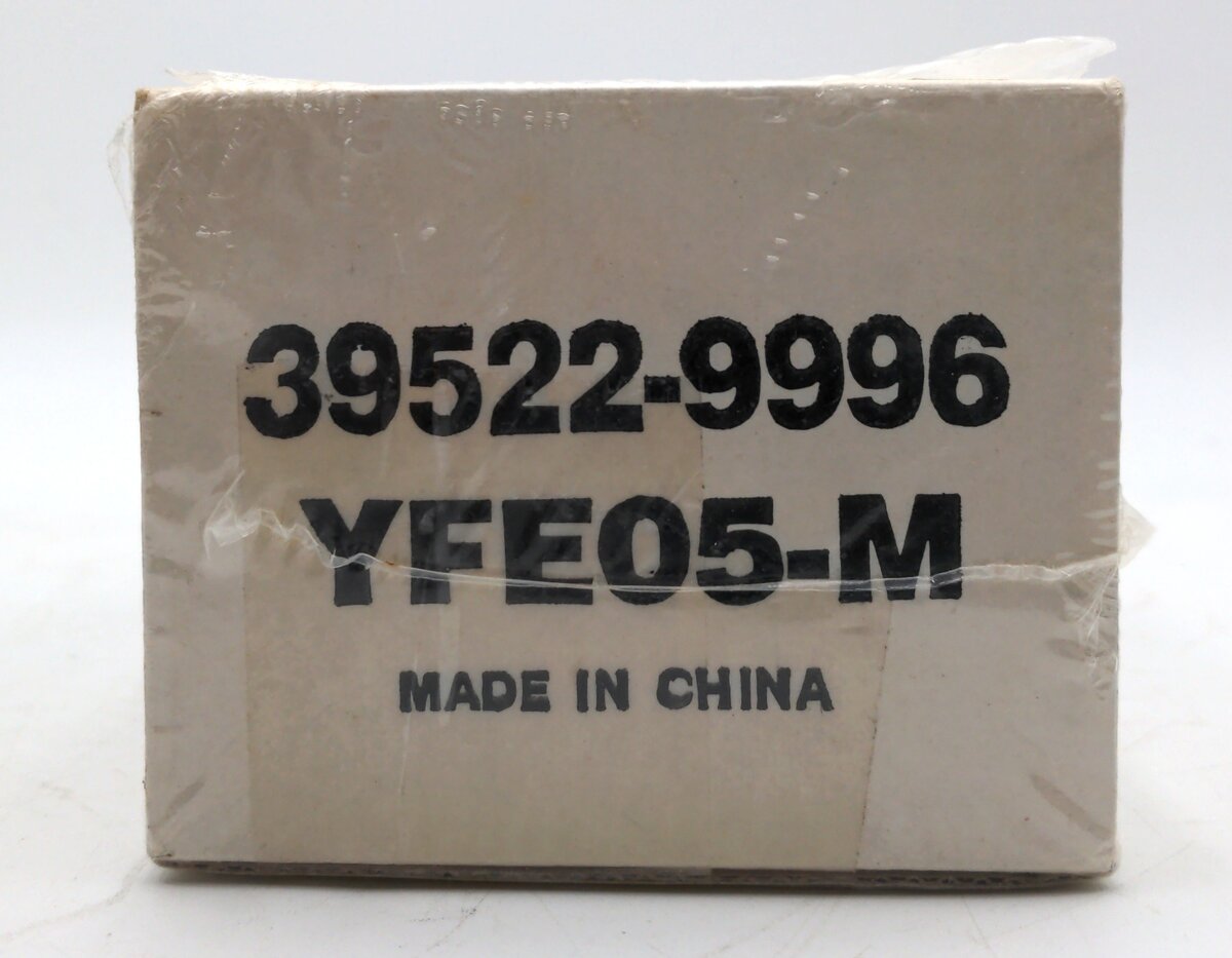 Matchbox YFE05 1:43 Fire Engines Series 1932 Mercedes-Benz Ladder Fire Truck
