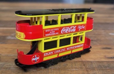 Matchbox YYM37797 1:43 1920 Preston Tramcar Coca-Cola Worldwide