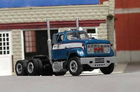 Sylvan Scale Models V-377 HO GMC 9500 High Cab & Long Hood Tractor Resin Kit