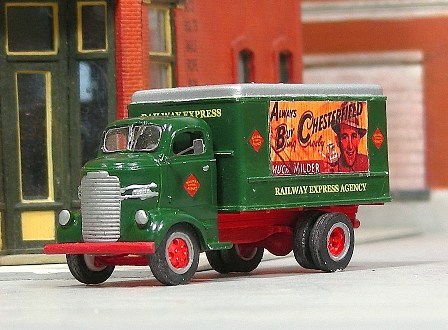 Sylvan Scale Models V-386 HO Railway Express Agency Dodge COE Truck Resin Kit
