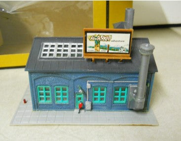 Revell 2901:200 N Gauge Alaska Adventures Factory Assembled Building