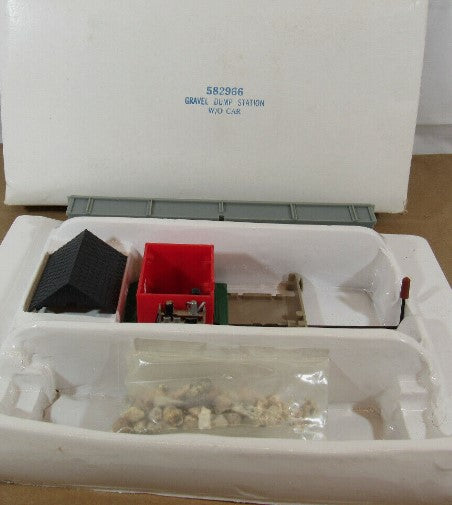 Life Like 582966 HO Plastic Assembled Gravel Dump Station w/o Car