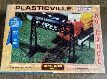 Plasticville 2620:100 HO Scale Signal Bridge Snap Fit Building Kit – Trainz
