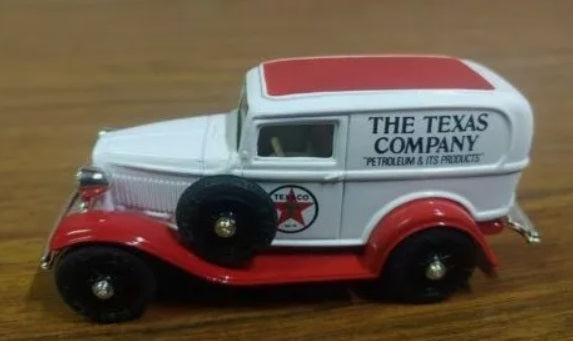 Ertl H276 1:43 Texaco Collectors Club 1932 Ford Panel Delivery Van With Tin Case